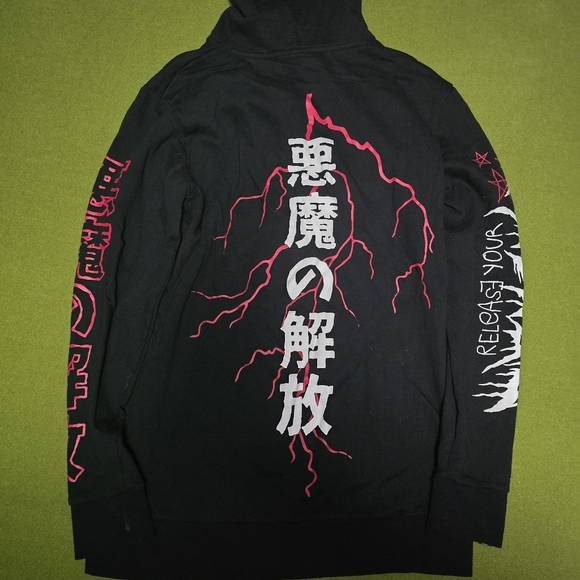 Black KILLSTAR "Release Me" anime-themed unisex hoodie - Picture 2 of 6